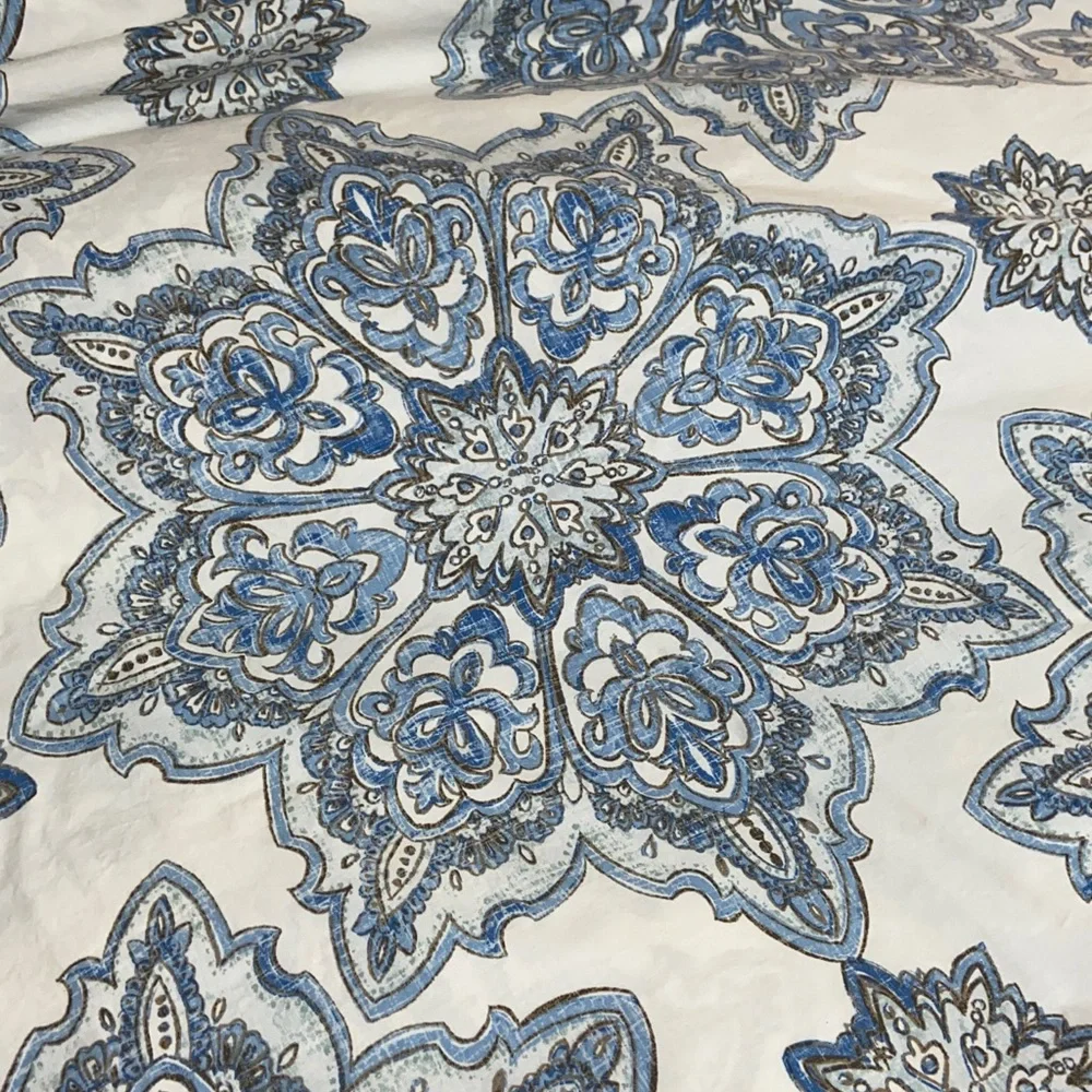 Pottery Barn Britt Medallion Queen Duvet